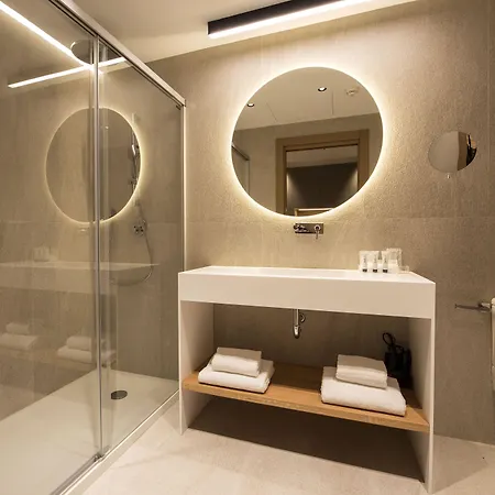 Hotell Zenit Convento San Martin 4*